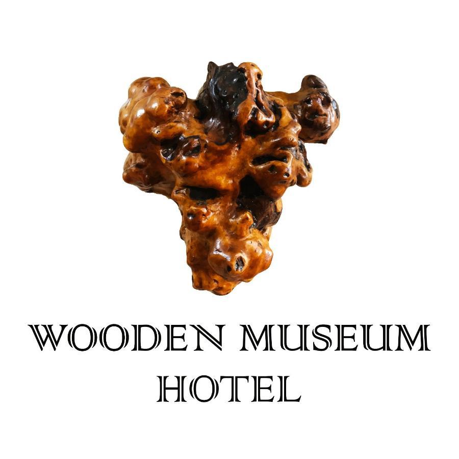 Wooden Museum Hotel Kʼutʼaisi Exterior foto